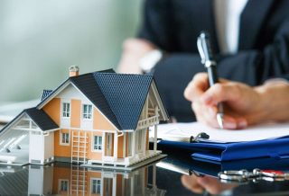 Quels sont les risques et les avantages liés à l'encadrement des loyers